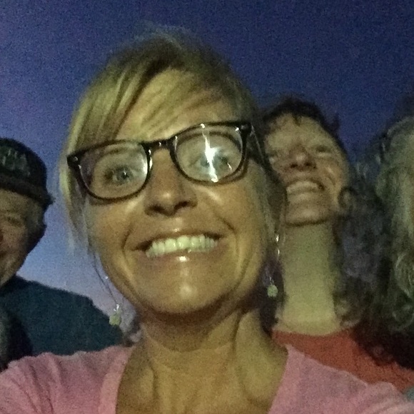 Meet your Posher, Laura - Picture 5 of 8